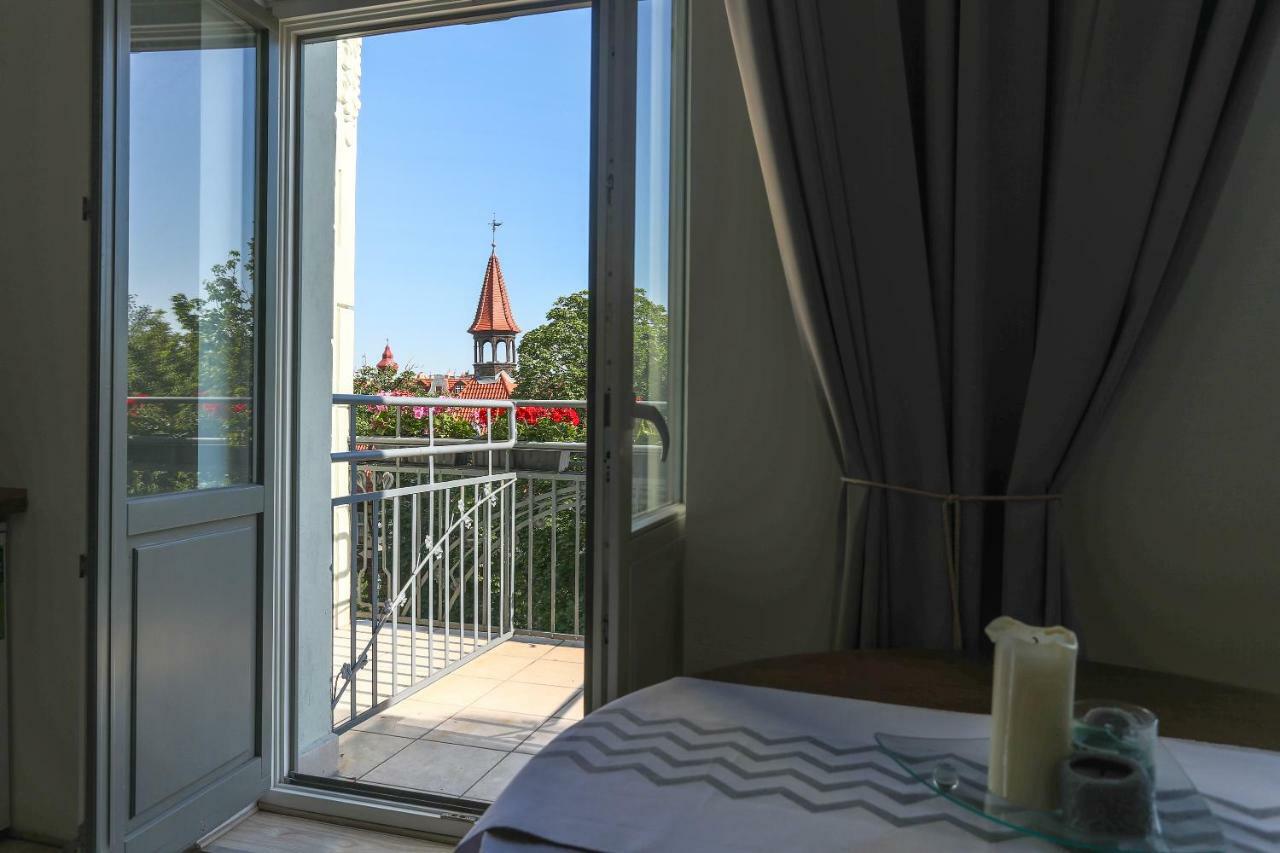 Sunhouse Apartment Torun Bagian luar foto